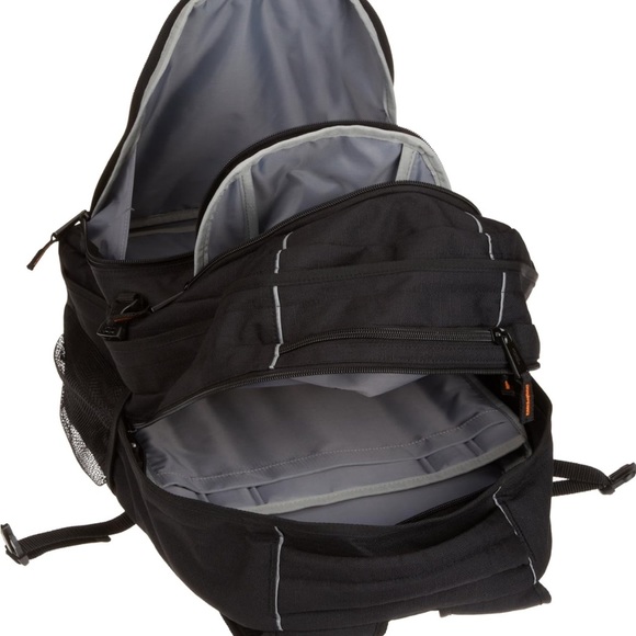 Amazon Basics Laptop Backpack Fits Up to 17-Inch Laptops, Black - Picture 7 of 8